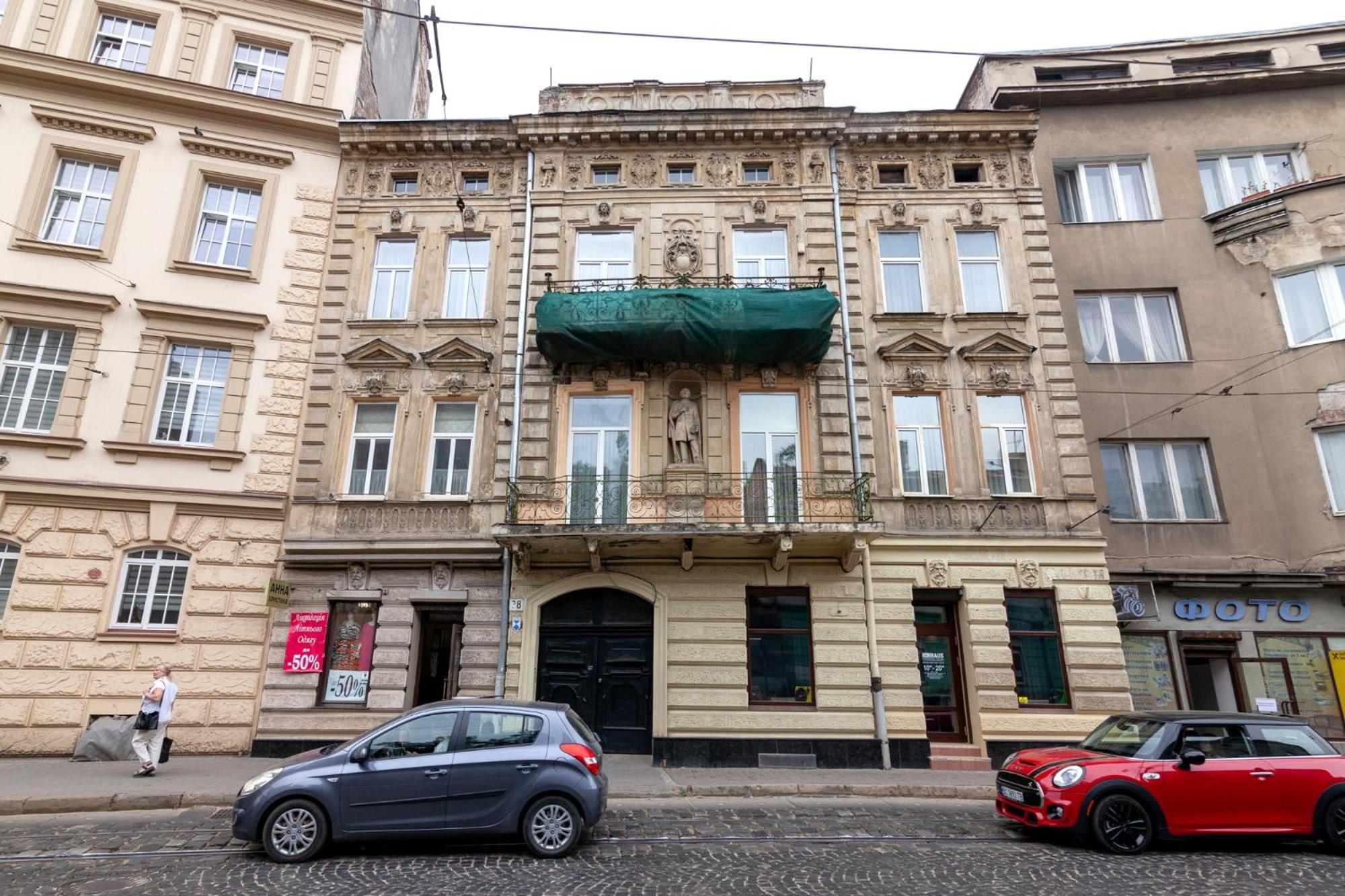 Royal Apartment On Franka 28 Лвив Екстериор снимка