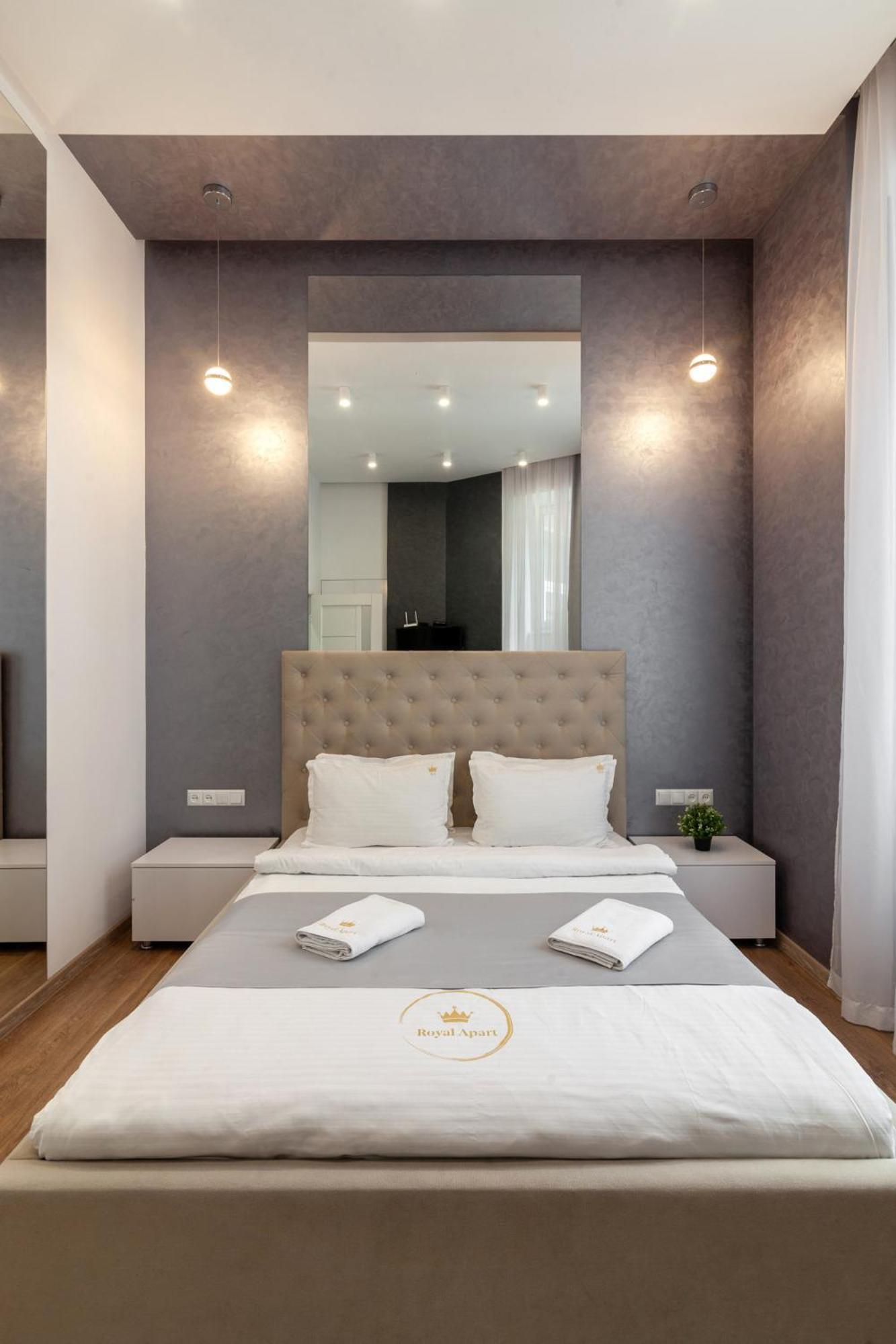 Royal Apartment On Franka 28 Лвив Екстериор снимка